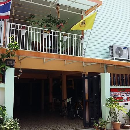 Jutharat Home Phra Nakhon Si Ayutthaya Exterior foto